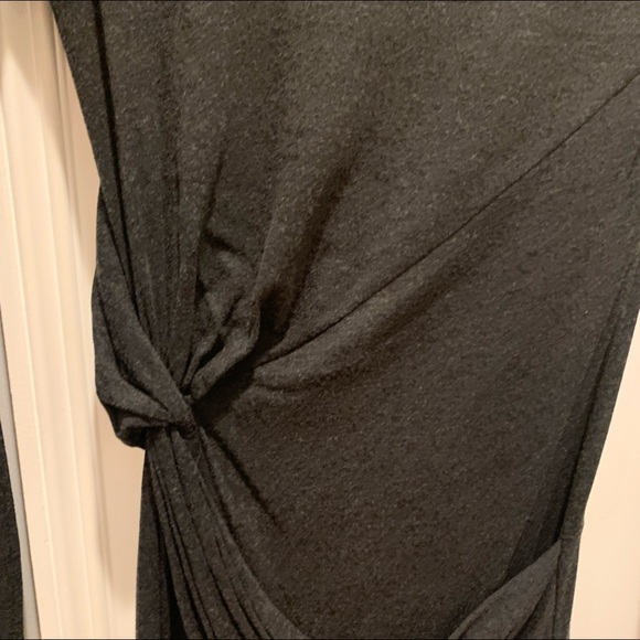 Zara women’s dark grey long sleeve dress with side ruching - Picture 2 of 3